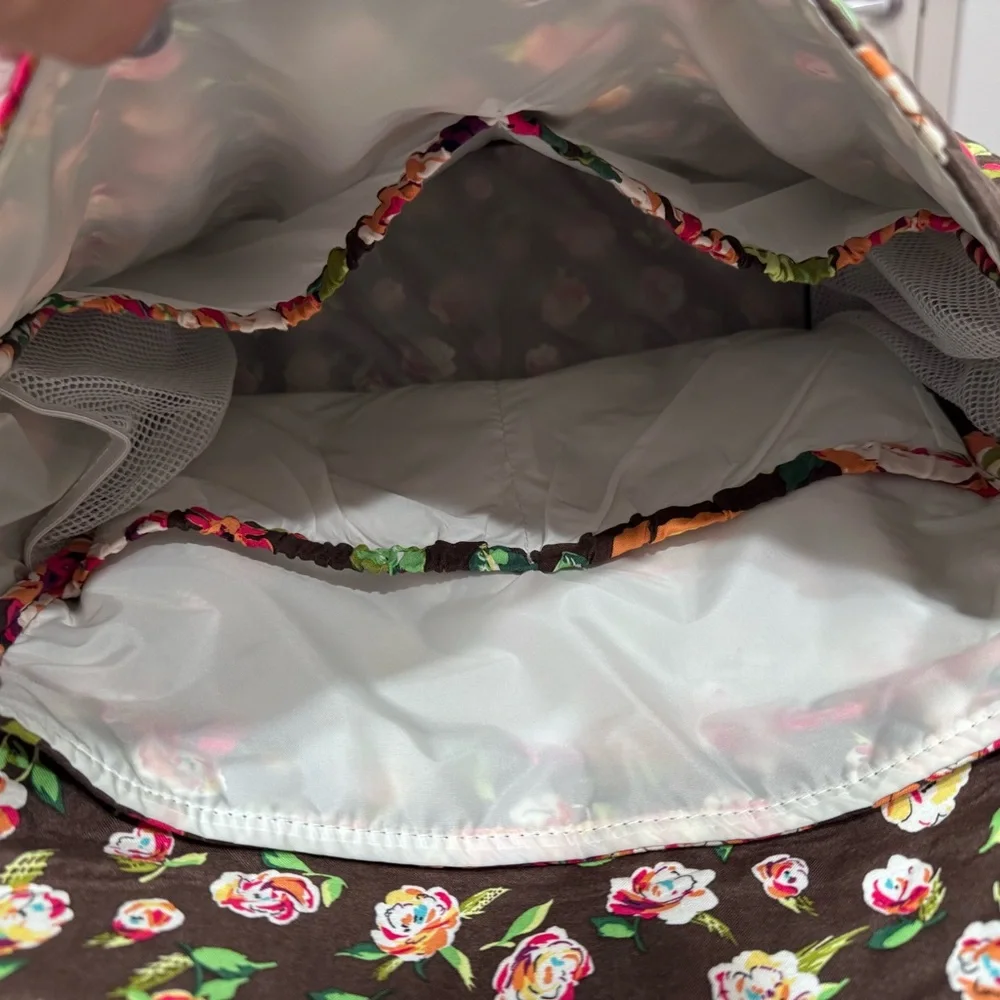 NWT Vera Bradley Messenger Baby Bag in English Rose Floral